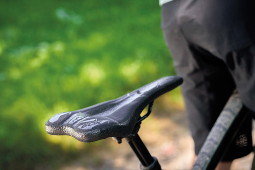 Zo vind je het perfecte fietszadel: Alles over je bekken, zitpositie en zadelbreedte